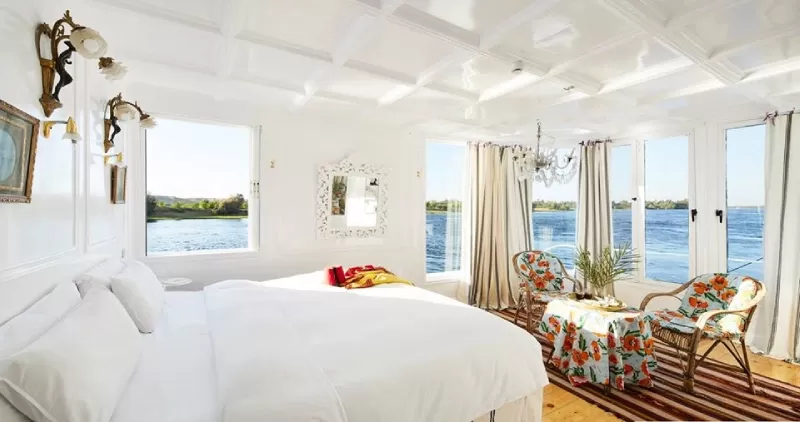 10-Day Elegant Cairo and Nour el Nil Luxury Dahabiya Cruise